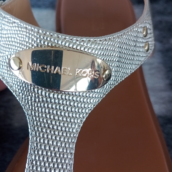MICHAEL Michael Kors Plate Sandal Gold Metallic Snake Women’s Size 10M - Picture 11 of 13